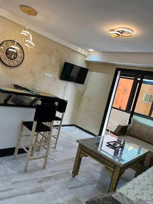 Appartement Bien Situe A Gueliz 마라케시 0*,